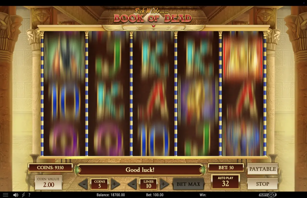 Book of Dead rulli in rotazione su schermo mobile durante autoplay